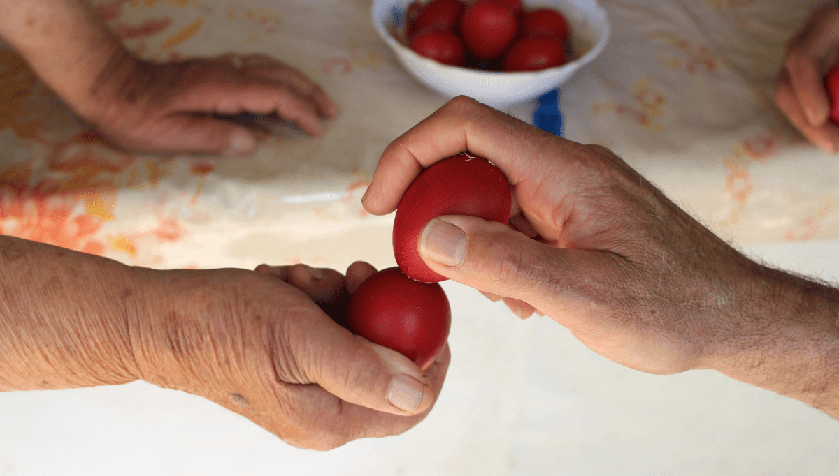 Easter Egg Tapping (Greece Easter tradition)
